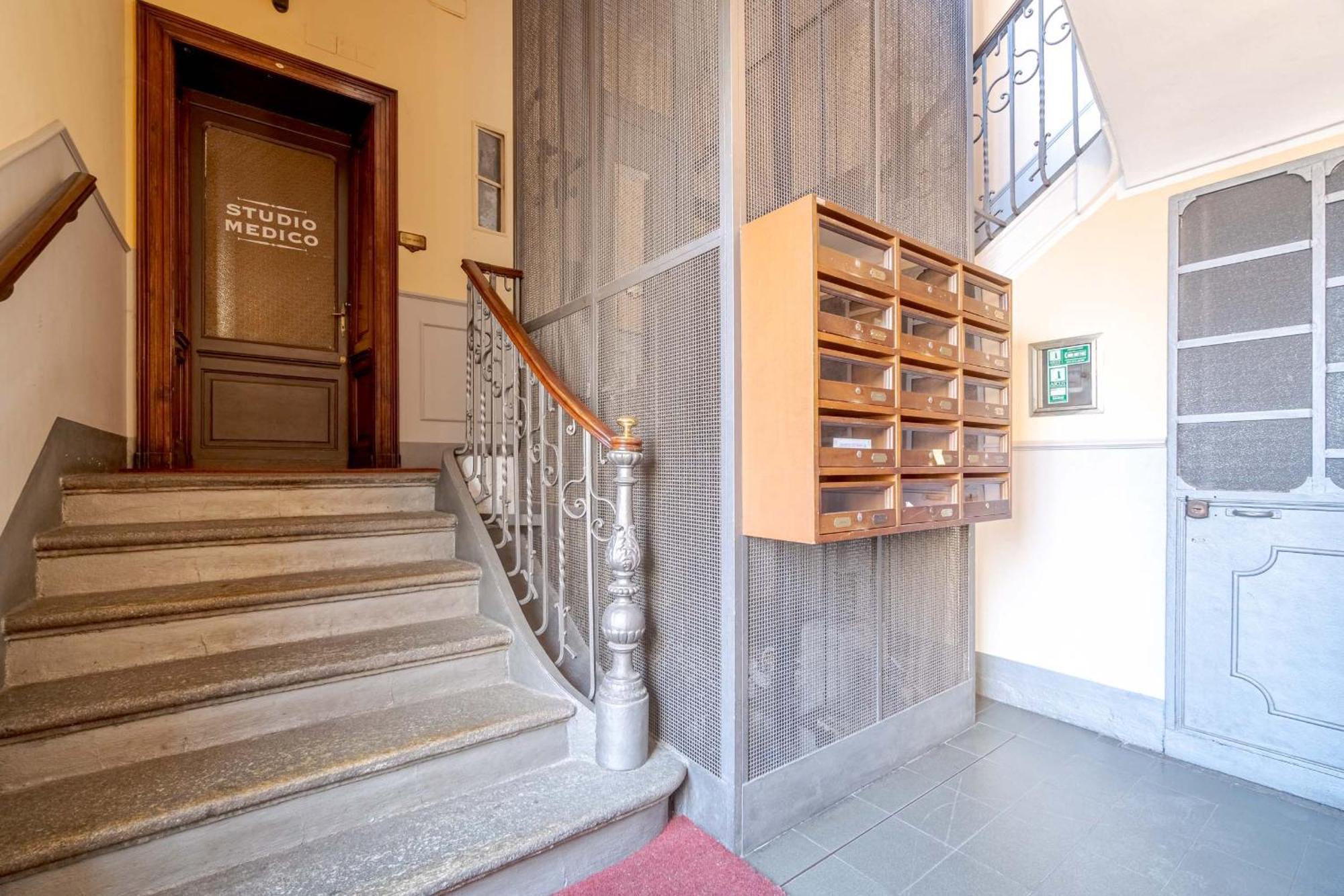 Casa Valeggio Attic Apt Few Steps From Porta Nuova Appartement Turijn Buitenkant foto